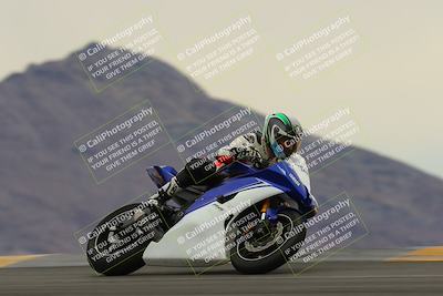 media/Jan-14-2023-SoCal Trackdays (Sat) [[497694156f]]/Turn 9 Set 2 (1130am)/